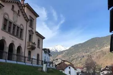 ペンション Mountain House