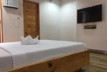 Hotel M Liloan Pension House