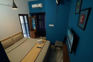 Hotel Twinn Waves By Atmos