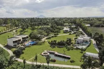 Hotelli Gunita Villas