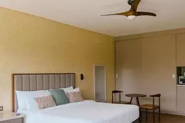 Hotelli Gunita Villas