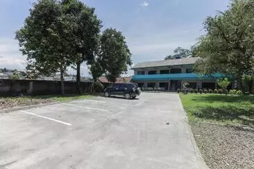 Hotel Koolkost Near Stasiun Batutulis