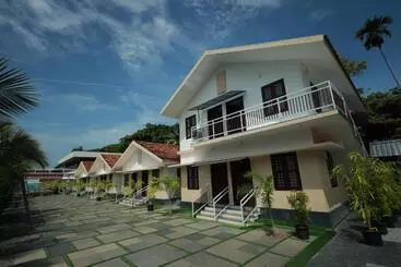 Lakeway Resorts
