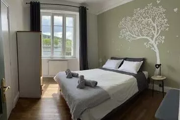 The Place To B & B