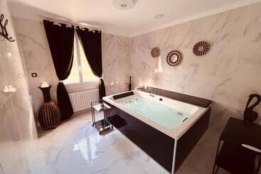 Апарт-отель Domaine Amourella