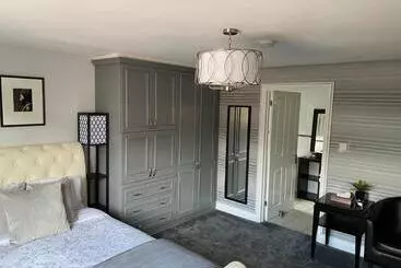 Majatalo Hansom House