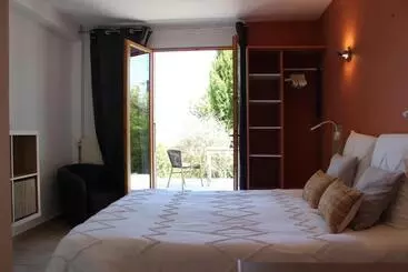 ペンション Le Lit Qui Danse