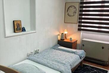 پانسیون Mili Host