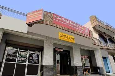 Spot On Hotel Royal Residency