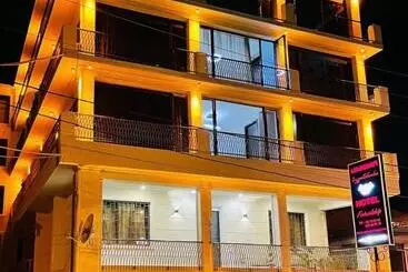 Hotel Megobroba