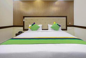 Hotel Treebo Naaz Royal
