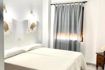 بنسيون Hostal Casa López