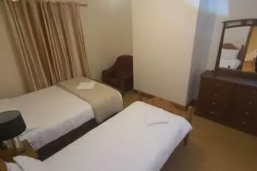 Bed and Breakfast Carrick On Shannon Townhouse Accommodation Room Only