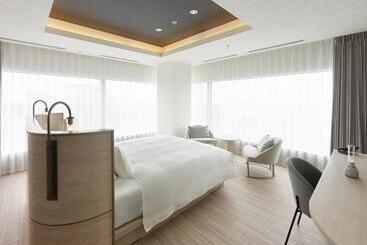 Mitsui Garden Hotel Yokohama Minatomirai Premier