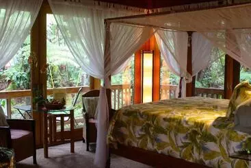 Aamiaismajoitus (B&B) At The Craters Edge