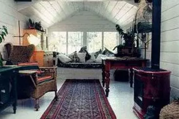 ベッドアンドブレックファースト Fanny's