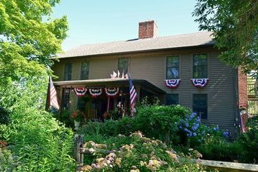 مبيت وإفطار Roseledge Country Inn & Farm Shoppe