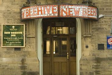 هتل The New Beehive Inn