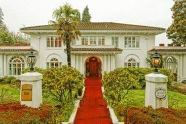 住宿加早餐 The Villa