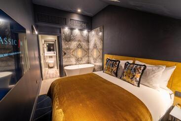 فندق Forty Seven