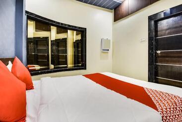 Hotel Oyo 65534  Nisarg