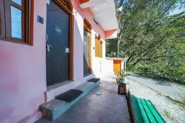 Hotel Oyo 66014 The Rudralok