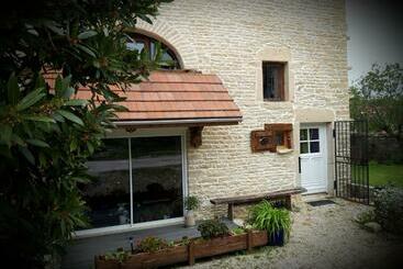 Bed and Breakfast Le Bois De Laval