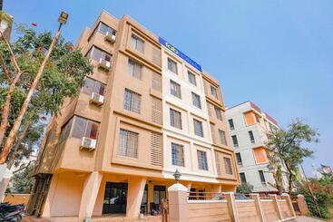 Fabhotel 24 Baner   Nr Mcf Camp