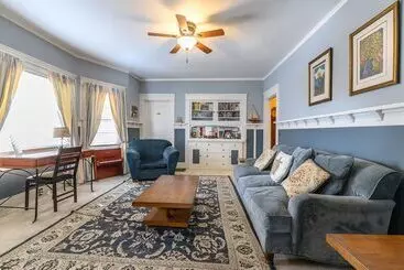 ベッドアンドブレックファースト Beachrunners Inn