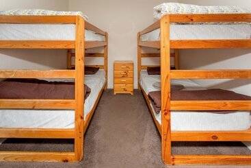 فندق Big4 Whiters Holiday Village