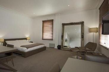 בית מלון כפרי Ikon