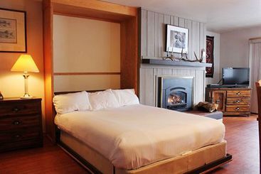 Hotel Stillwater Condominiums