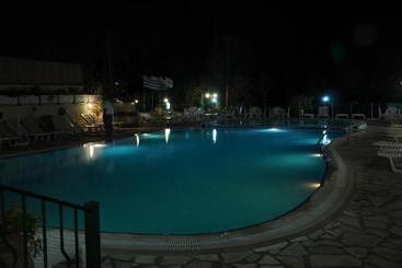 Отель Maria Studios