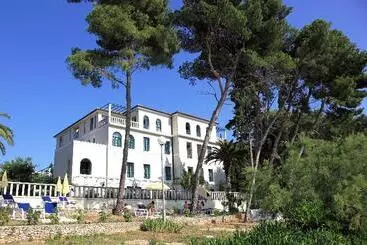 هتل Villa Vela Luka