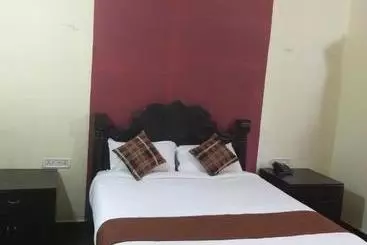 Hotel Woodpecker Resort