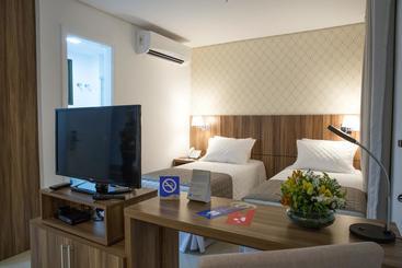 בית מלון כפרי Comfort Cuiabá