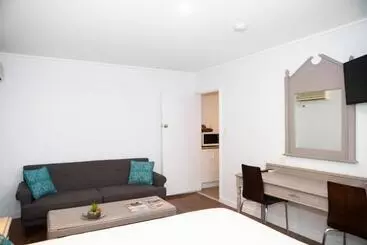 モーテル New England Motor Lodge