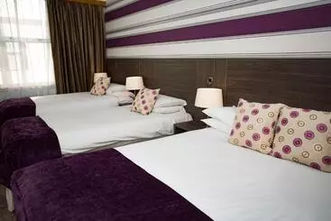 هتل Brandon House