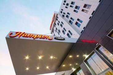 هتل Hampton By Hilton Ufa