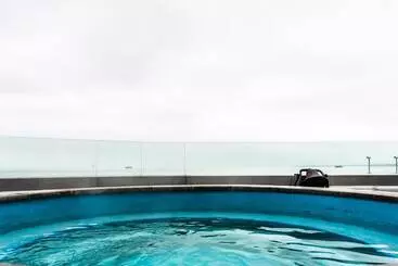 酒店 No Man's Fort