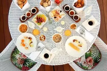 Шале Avaton Luxury Beach Resort   Relais & Chateaux