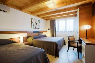 فندق Green Village Eco Resort