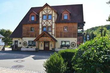 Majatalo Landgasthof Zur Scheune