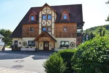 Pensió Landgasthof Zur Scheune