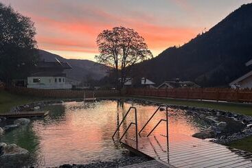 هاستل Eibinghof Bed & Breakfast & Swim