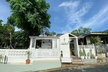 ペンション Chalianglom Resort Kohlarn