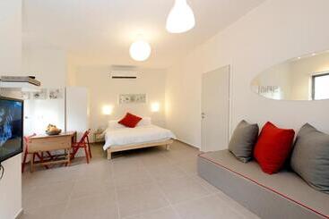 Pension Kurlender Guest House