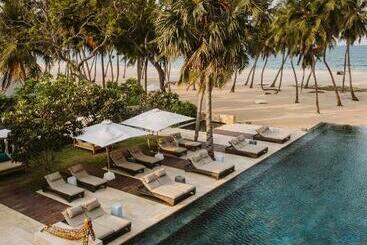 리조트 Karpaha Sands