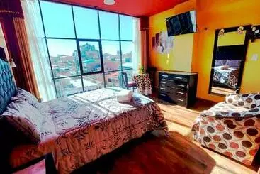 هتل Paraiso Inn