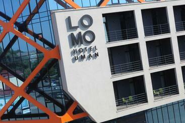 Lomo Hotel Uman